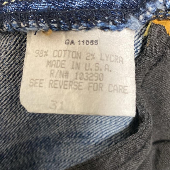 Switch USA Embroidered Denim - Picture 16 of 16